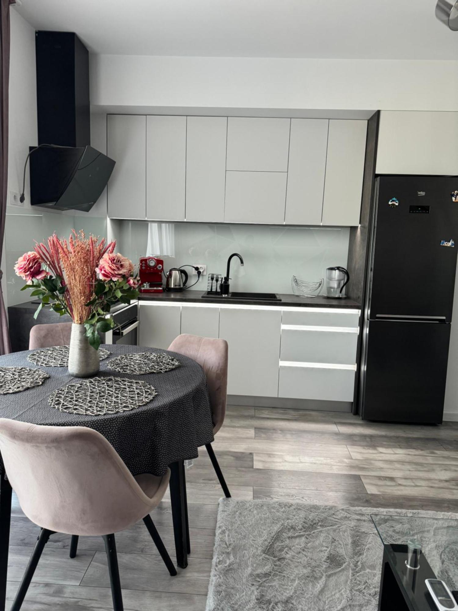 Magnific Apartment Oradea Bagian luar foto